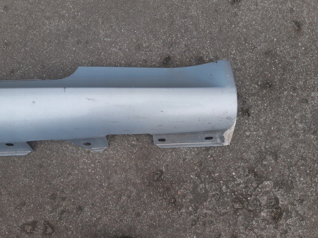 фото №3, Mercedes slk r171 правая накладка порог