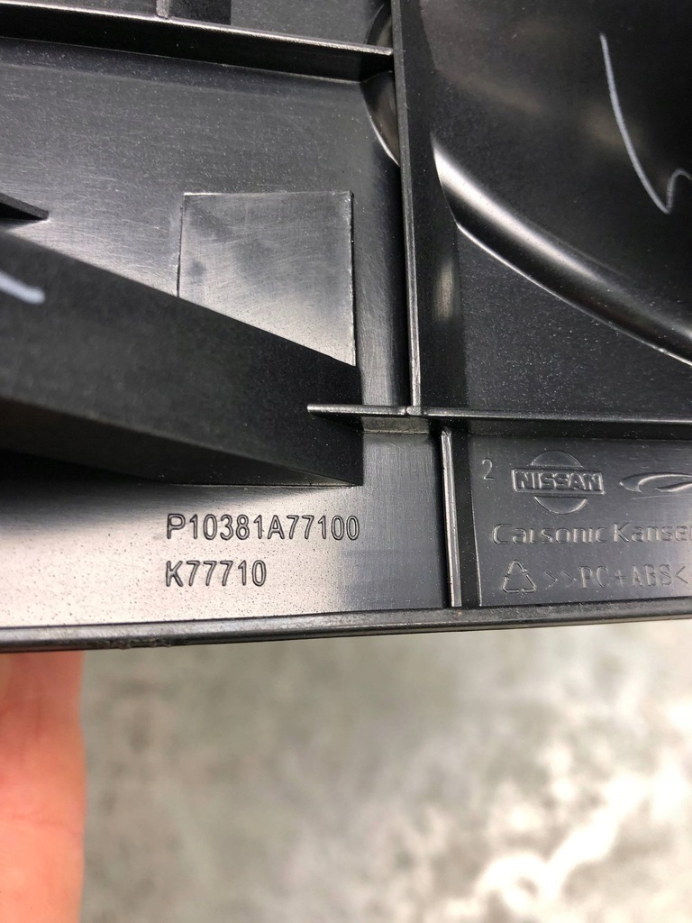 фото №5, Решітка обдув середня nissan qashqai+ 2 p10381a77100