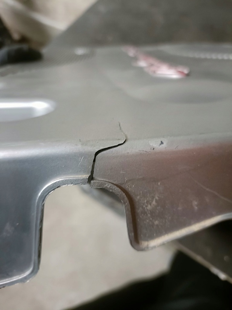 фото №8, Верхній захист двигуна alfa romeo 159 1.9jtd