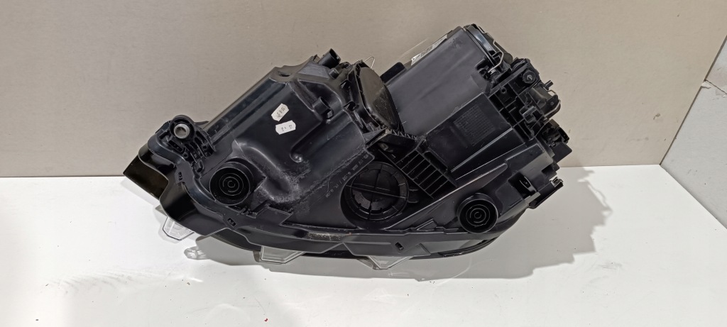 фото №10, Vw golf sportsvan lift 17 лампа правая перед 517941006d