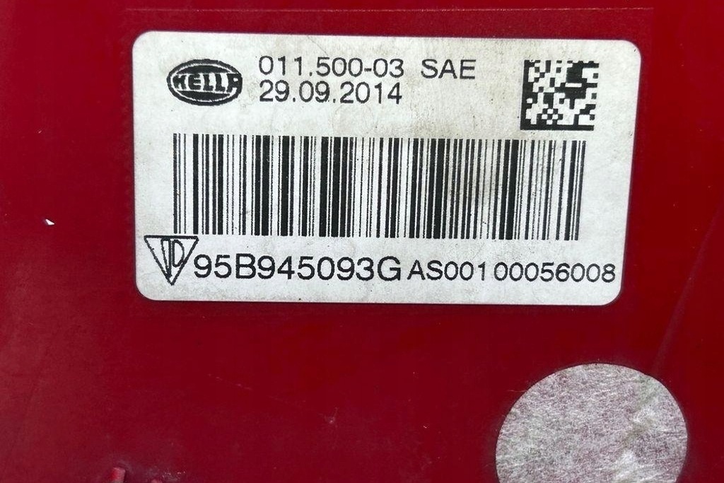 фото №8, Левая лампа крышки багажника porsche macan 95b 95b945093g 3.6l бензиновый