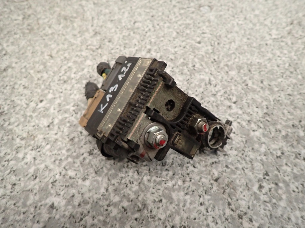 фото №1, Nissan micra k13 10- клемма плюсовая