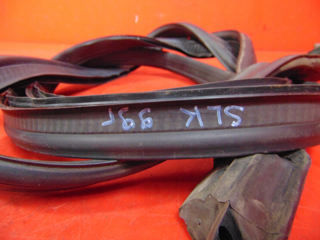 фото №8, Mercedes slk i r170 170 w170 96- прокладка крышки багажника a1707500098