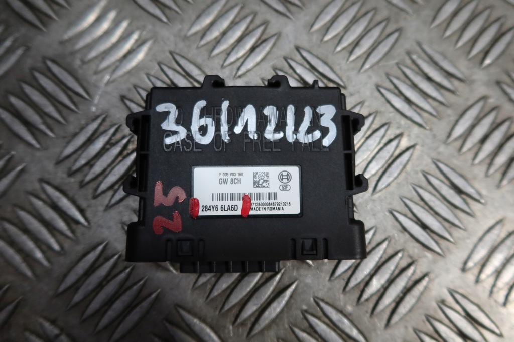 фото №1, Модуль блок управления clio v 284y6la6d