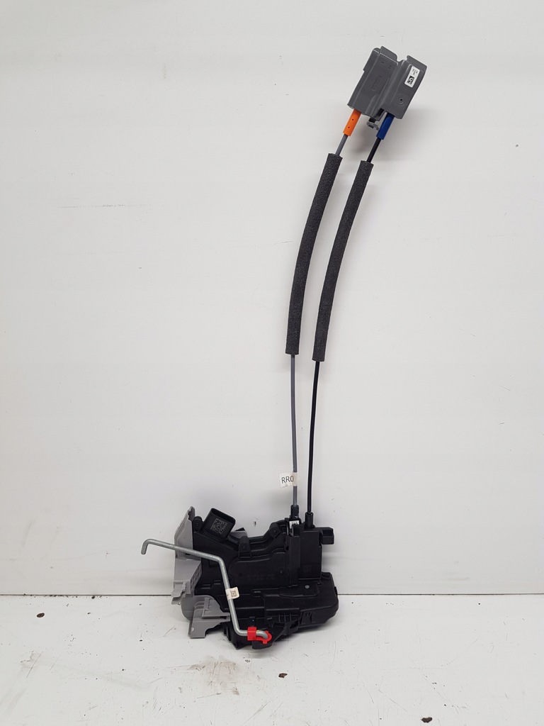 фото №1, Hyundai kona замок дверь правый задняя 5-pin eu