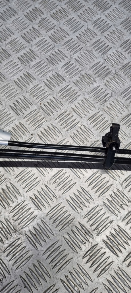 Renault clio v пабтрубок  шланг топлива 175067646r Киев