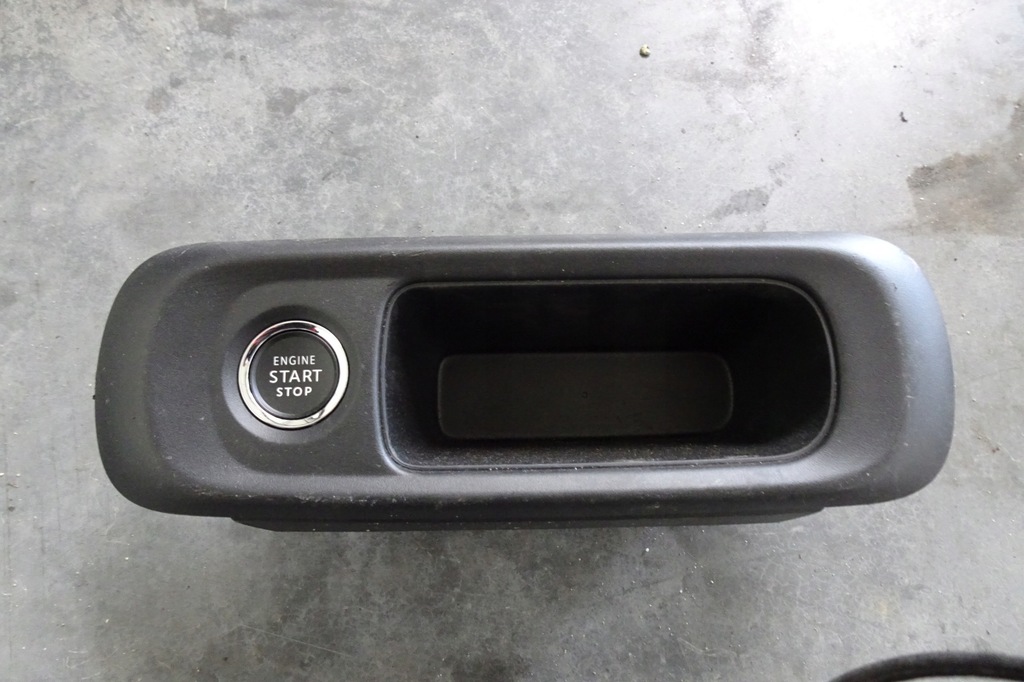 фото №1, Citroen c3 iii кнопка запуск стоп