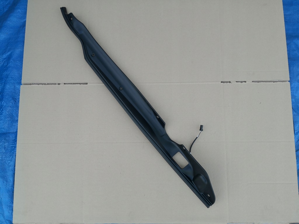 Купить Tesla s молдинг правая датчик доводчик крышки