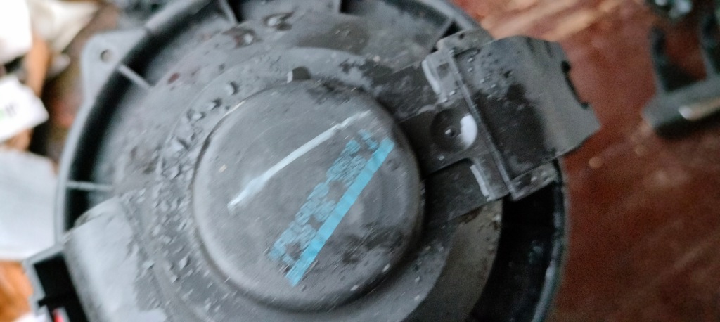 фото №8, Вентилятор land rover discovery iv mf016070-0870