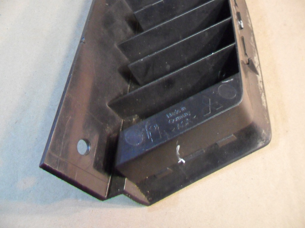 фото №10, Mitsubishi colt 04- решётка радиатора решётка заглушка правая