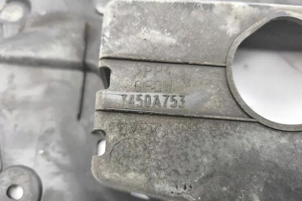 фото №7, Інше частини оздоблення mitsubishi outlander ii cw_w 7450a753 2.0l