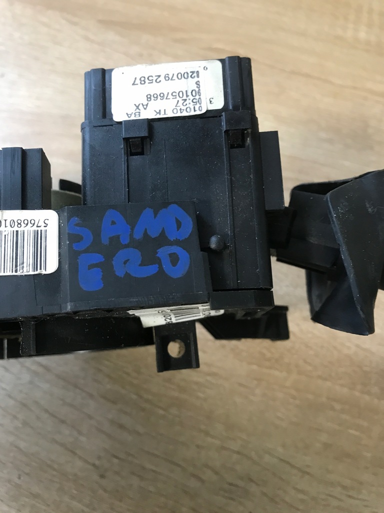 фото №9, Переключатель комбинированный dacia sandero i 8200792587