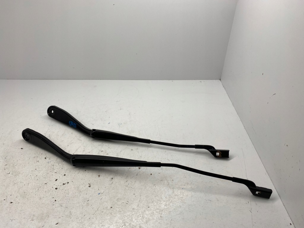 фото №1, Bmw x7 g07 важелі двірник 7434854