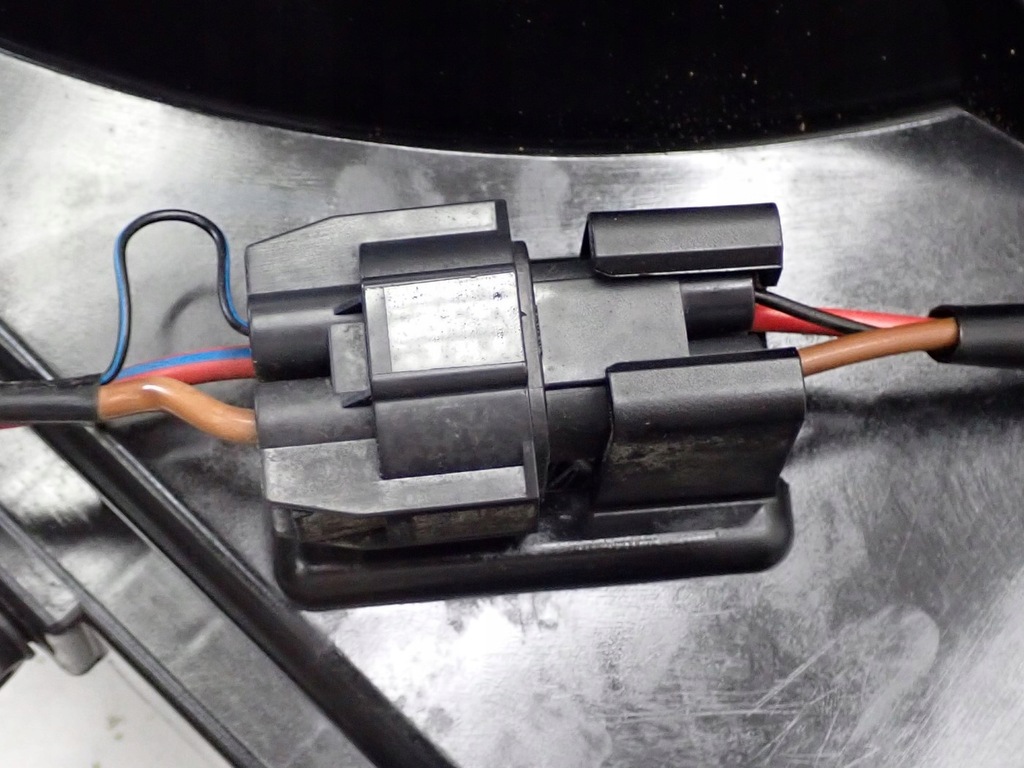 фото №14, Комплект радиатор wody кондиционера вентилятор bmw 3 e90 e91 2.0 1.6 90kw