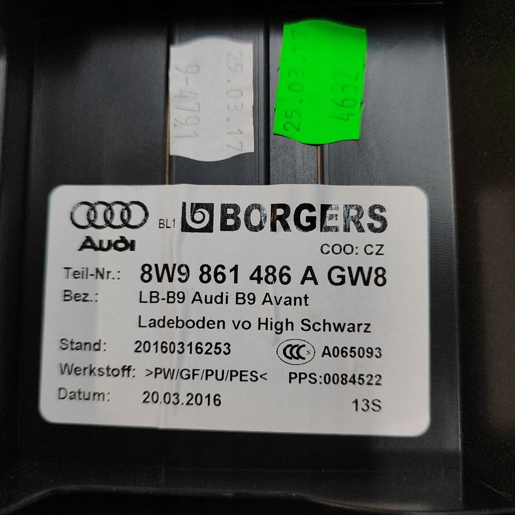 фото №5, Audi a4 allroad b9 2017 обшивка багажника