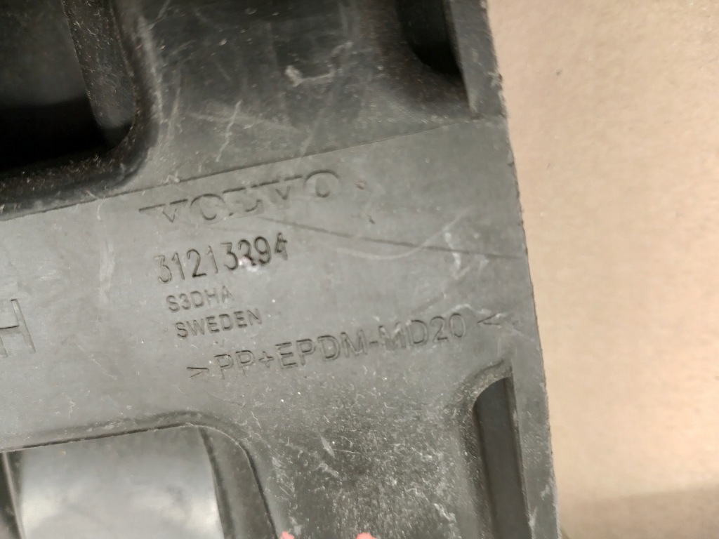 фото №10, Volvo s80 ii 07- кронштейн направляющая бампера правый задняя задний