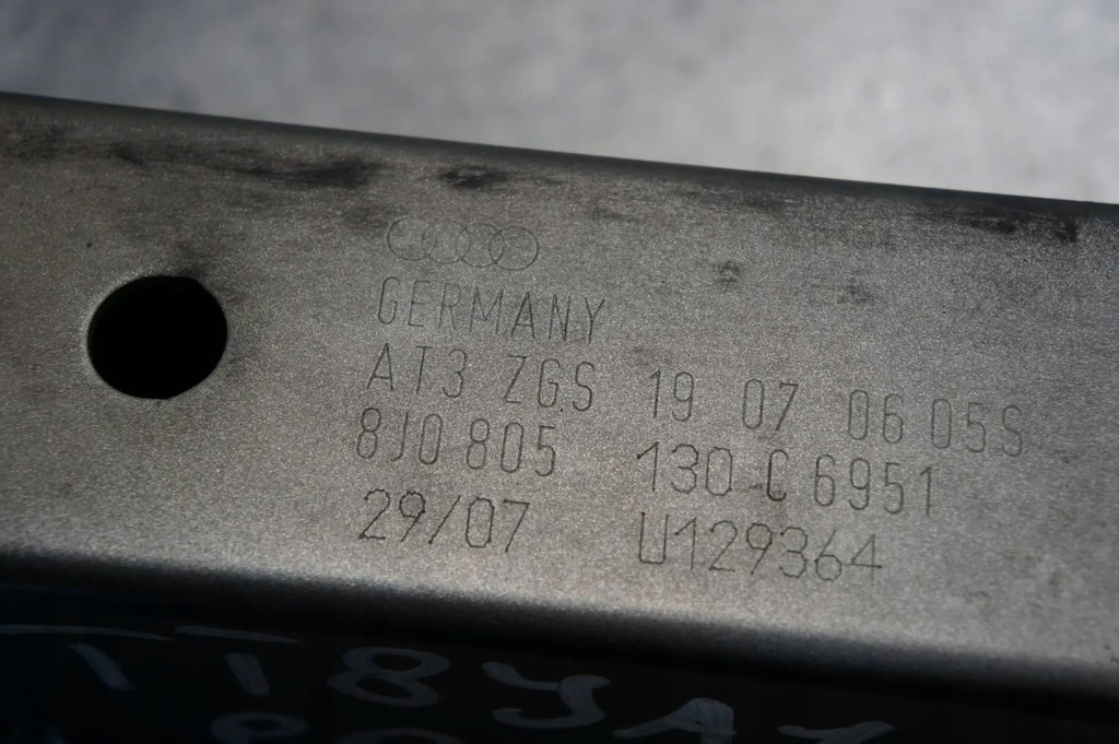 фото №6, Зона деформации лонжерон правая audi tt 8j 8j0806110d