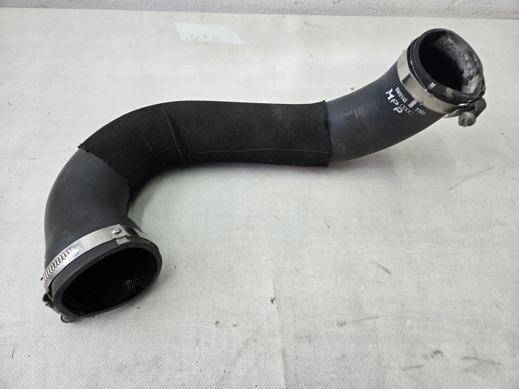 фото №1, Audi a4 b9 труба интеркулер 8w0145738a