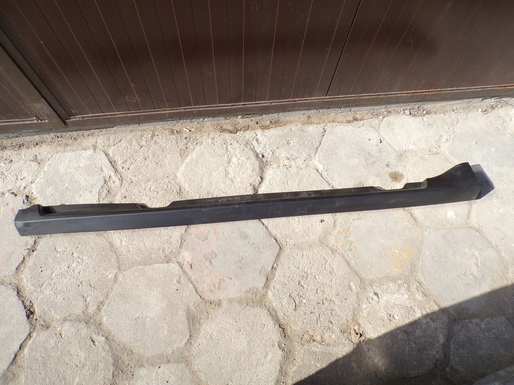 фото №1, Молдинг порог левая 8201289561 clio iv карбон