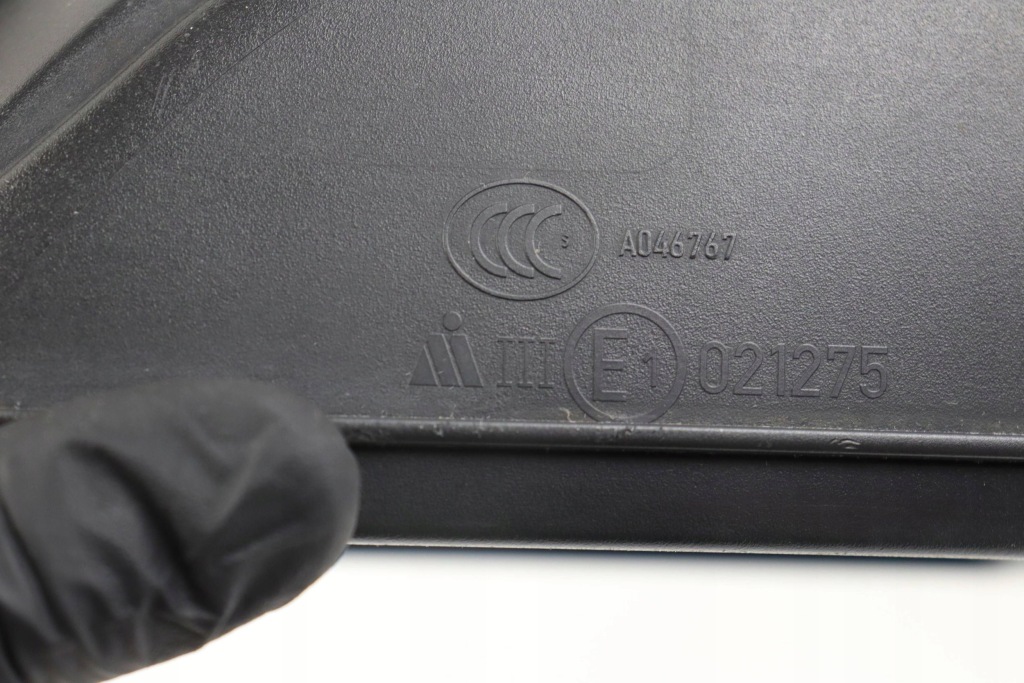 Skoda octavia 3 дзеркало праве  6 pin лак lf9r a046767 e1021275 європа Оригінал