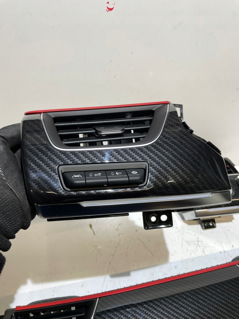 фото №3, Renault arkana r.s. line накладки консоль карбон