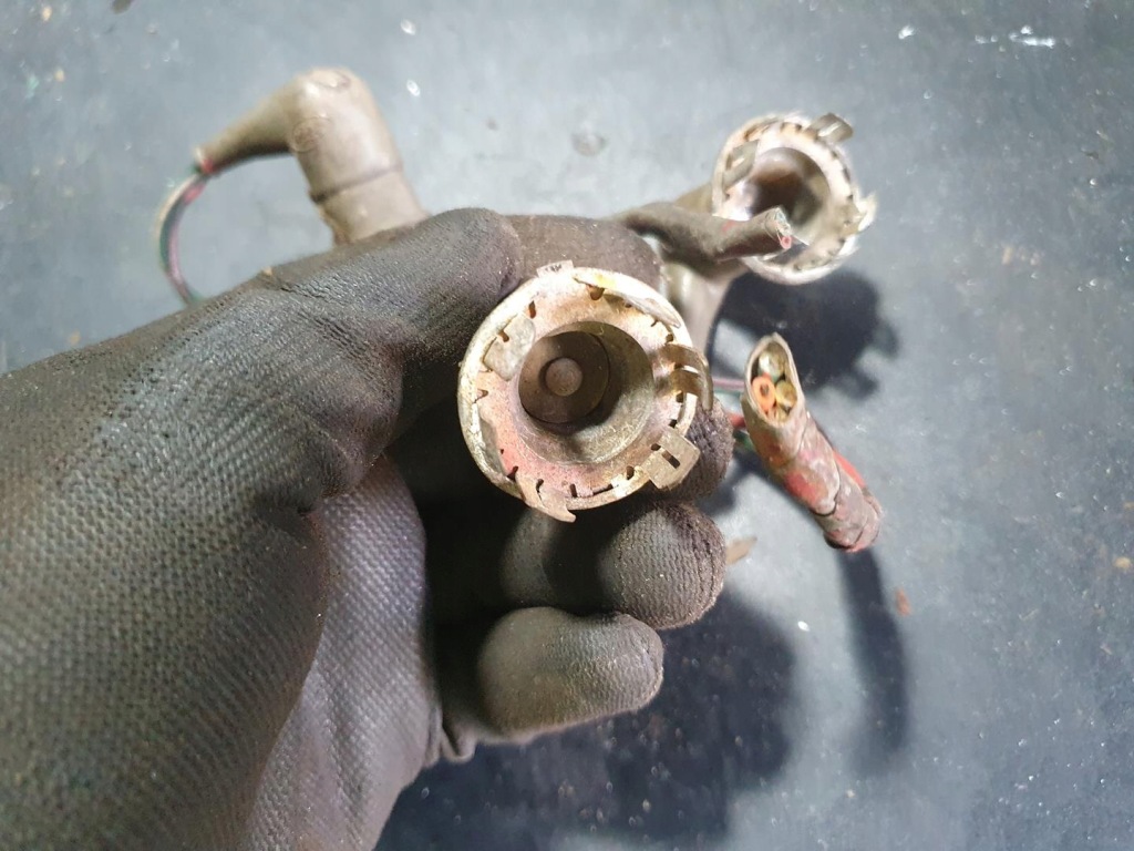 фото №5, Автомобіль ford дроти запалювання комплект 4 szt