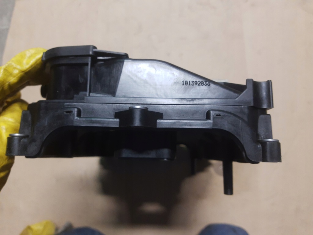 фото №9, Mercedes c w204 clk w209 slk r171 1.6 1.8 компрессор m271 крышка клапанов