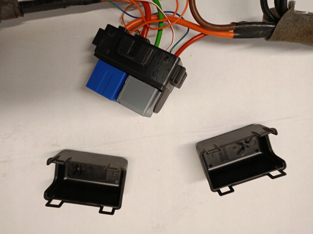 фото №6, Коробка запобіжників електропроводка renault zoe