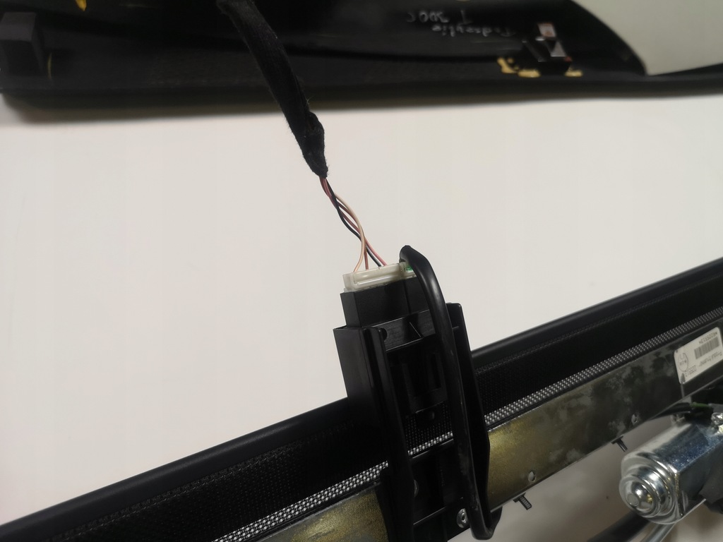 фото №9, Шторка скло задня полиця комплект chrysler 300 2015-