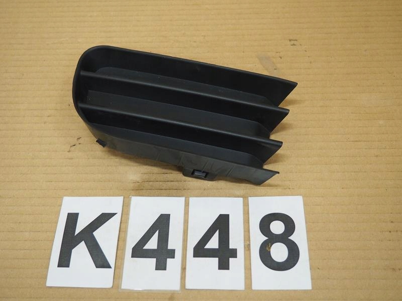 Купити Решітка бампера заглушка права передня renault megane 2