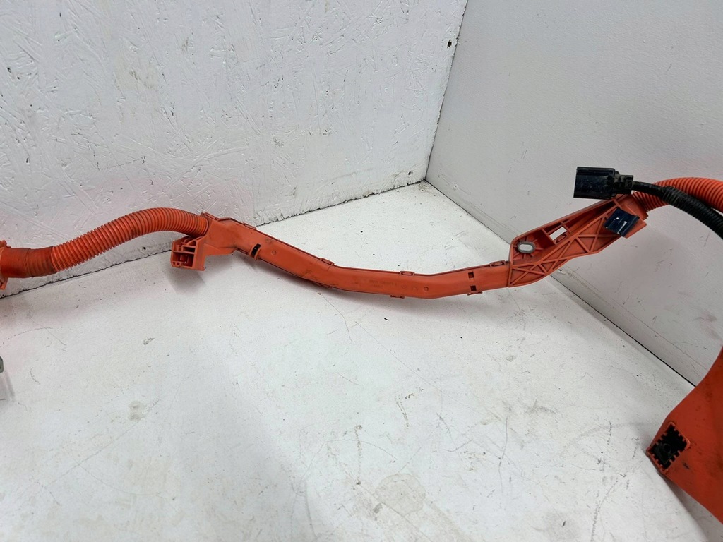 фото №11, Corolla e21 kombi 2.0h гібрид електропроводка джгут акумулятора інвертора