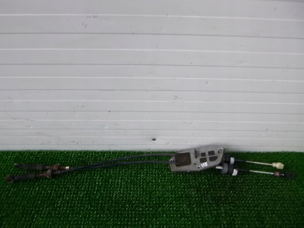 фото №1, Toyota iq 2008- 1.0 vvt-i тросы переключения передач