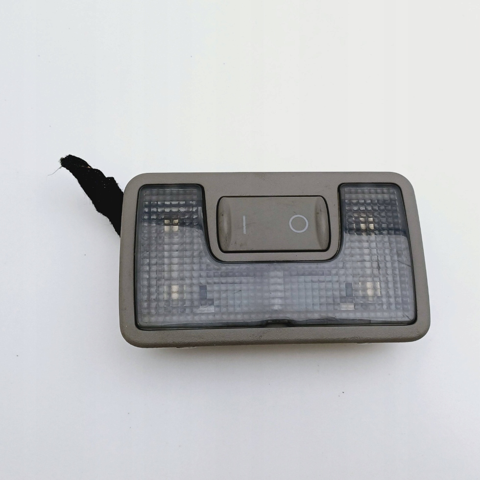 фото №1, Лампа потолочный задняя audi a6 c5 4b9947123 nr532