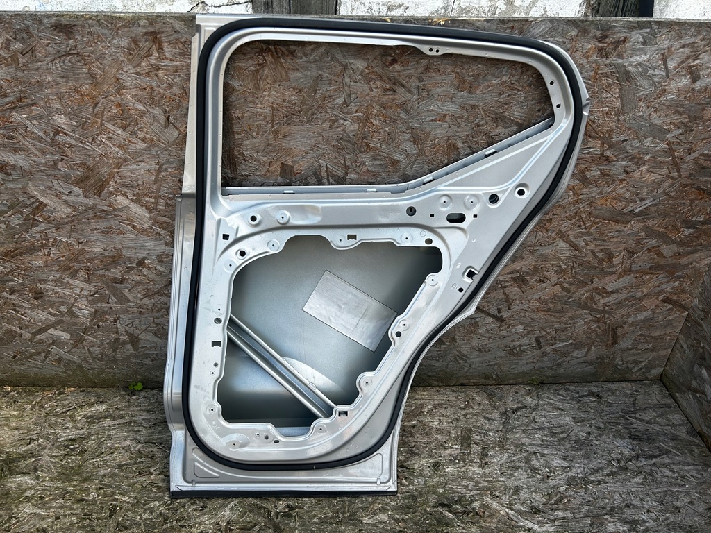 фото №10, Volvo xc40 ii дверь правое задняя задние чёрные