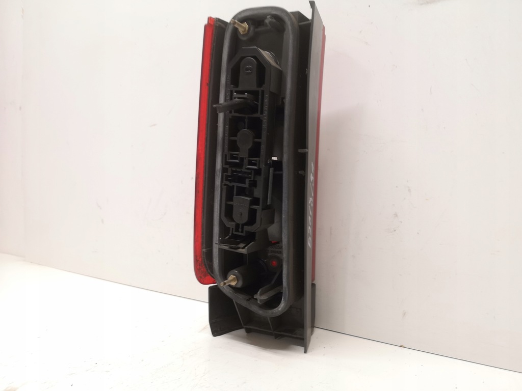 фото №16, Volvo v70 96-20 лампа права задня 3512320