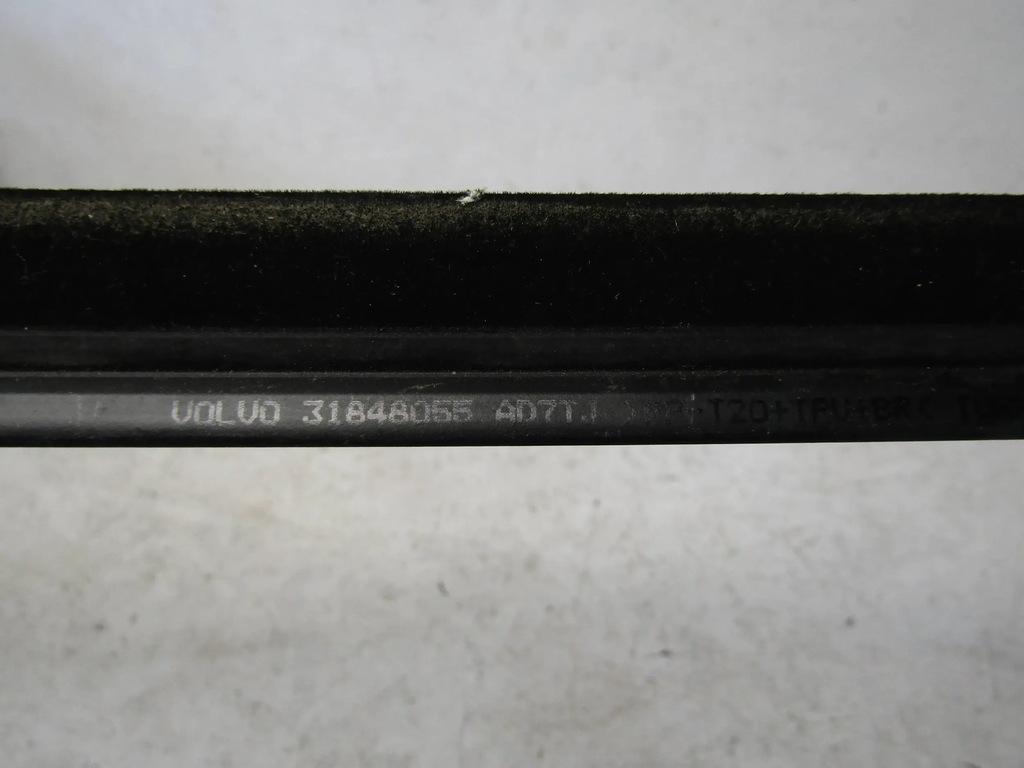 фото №9, Volvo v90 ii молдинг уплотнитель дверь левых задняя