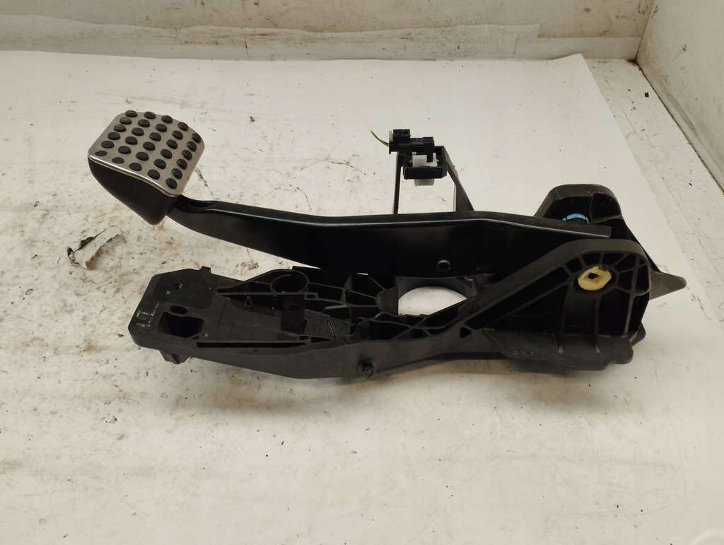 фото №5, Mercedes w177 amg a35 педаль тормоза a2472902300
