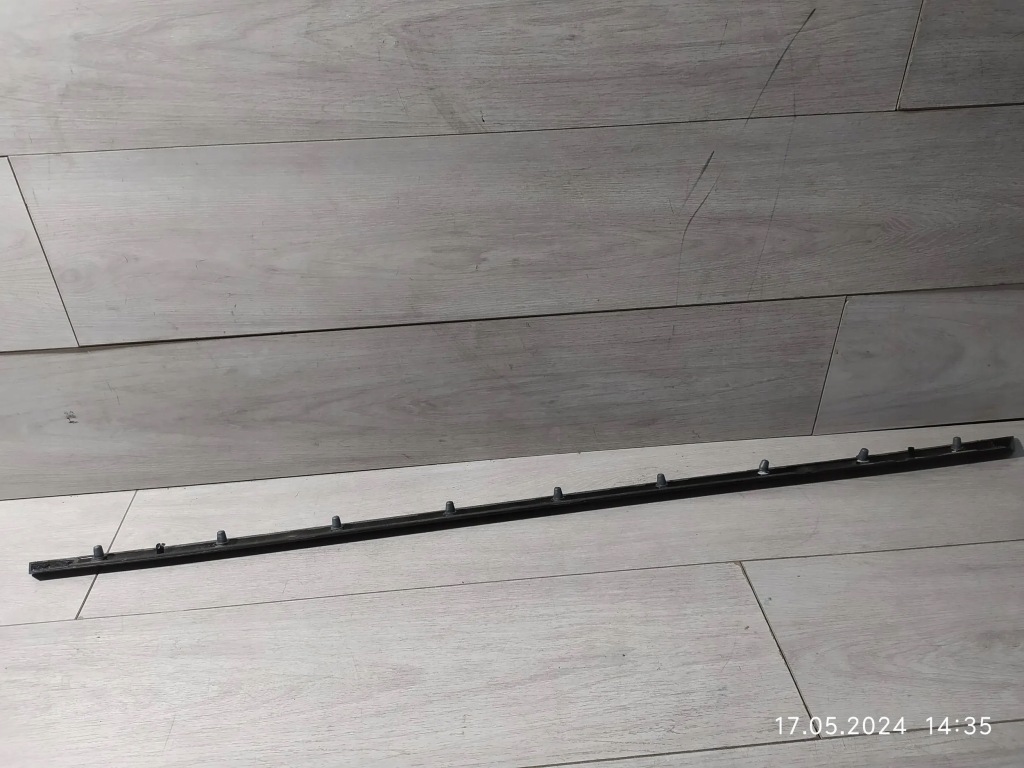 8378. bentley continental молдинг двері праві перед 3sd853516 Зі Шроту