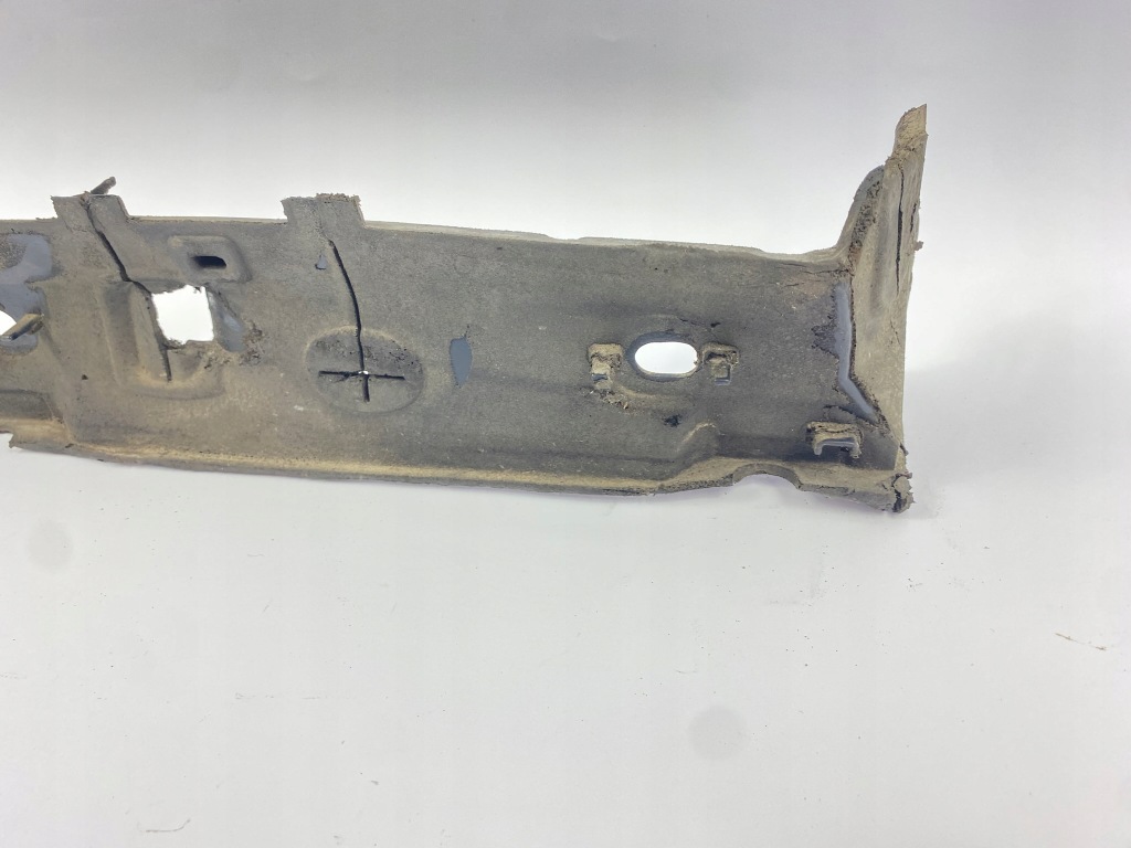 Накладка тепловая жабо жабо mercedes w124 Оригинал