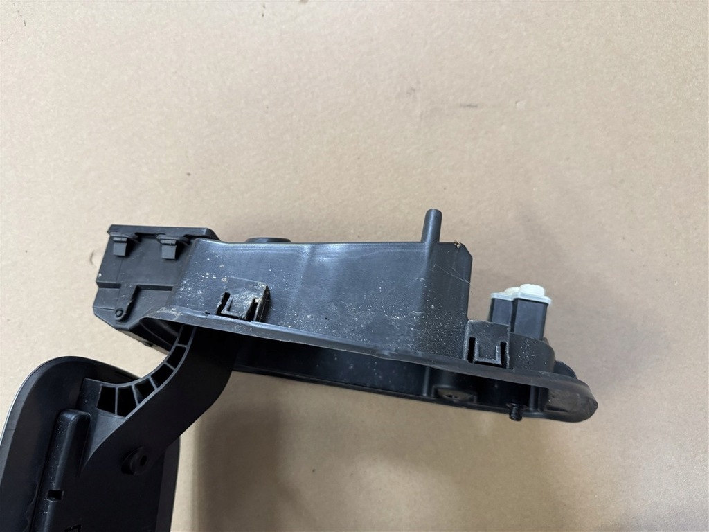 фото №10, Крышка заливной топлива бензин nr farby tekad renault arkana 19-25r lift 24r