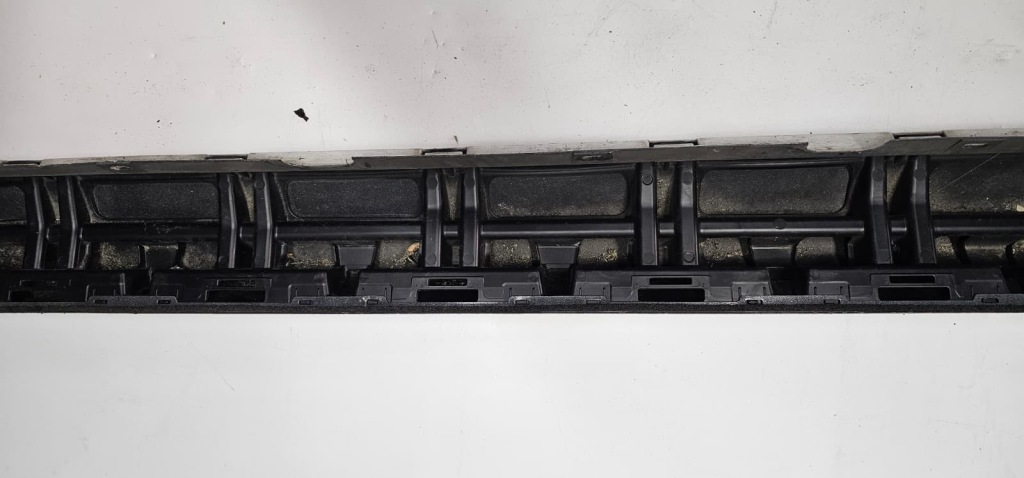 Alfa romeo giulia 16- молдинг поріг права 156107772 Київ