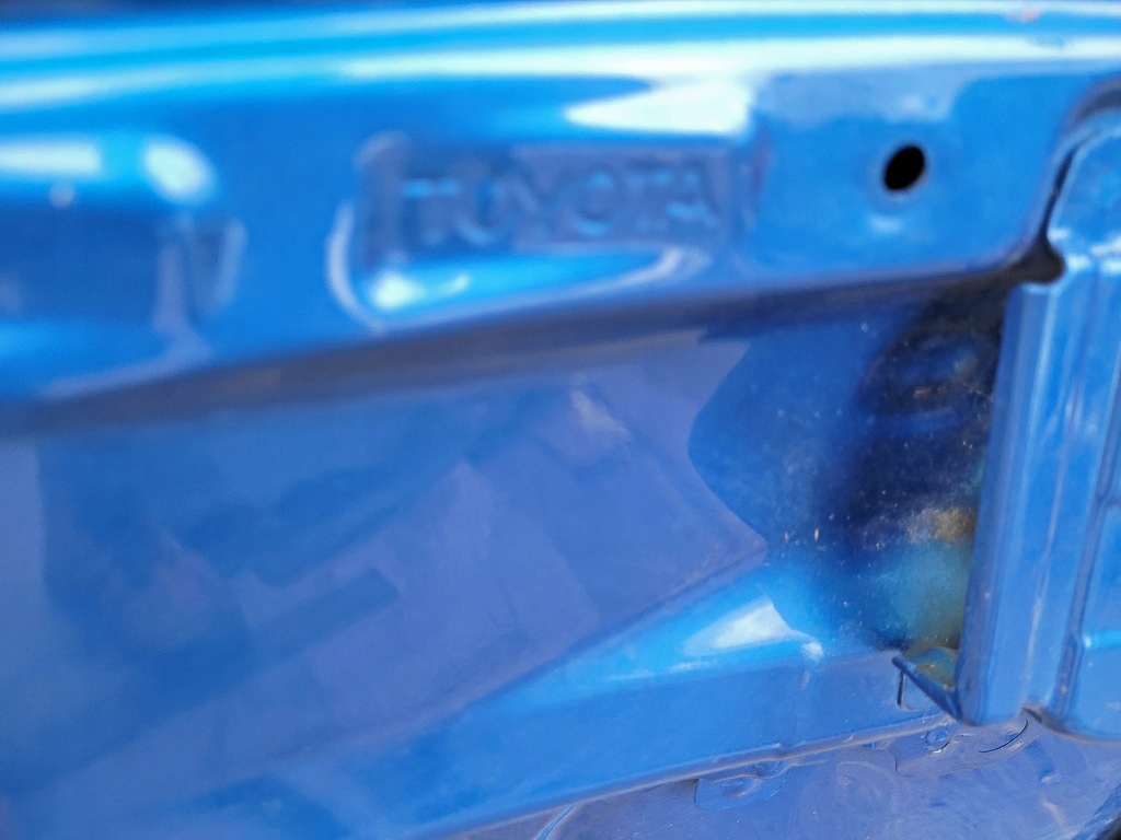 фото №10, Капот toyota yaris 2 2005-2011