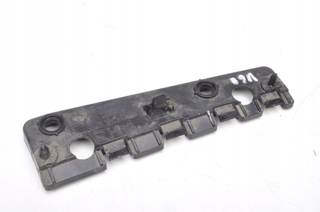 фото №1, Volvo v60 ii напрямна бампера правий перед 31448917