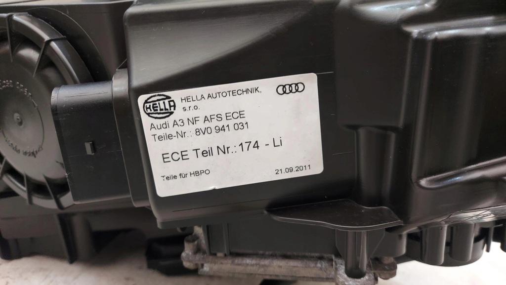 фото №11, Audi a3 8v лампа лампи перед 8v0941032 8v0941031