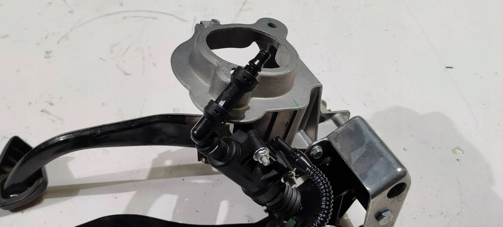 фото №6, Педаль педали сцепление тормоз chevrolet camaro ss 2016-