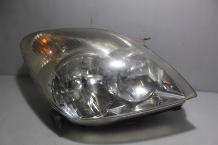 фото №1, Лампа правая передняя toyota corolla verso e120