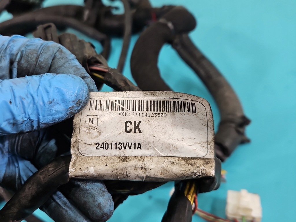 фото №8, Електропроводка джгут двигуна 240113vv1a 1.2 16v nissan note ii e12