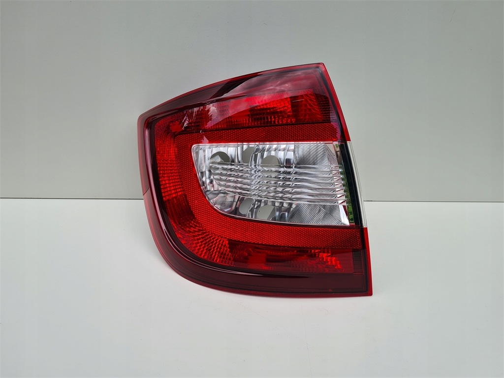 фото №1, Skoda rapid лампа задня ліва