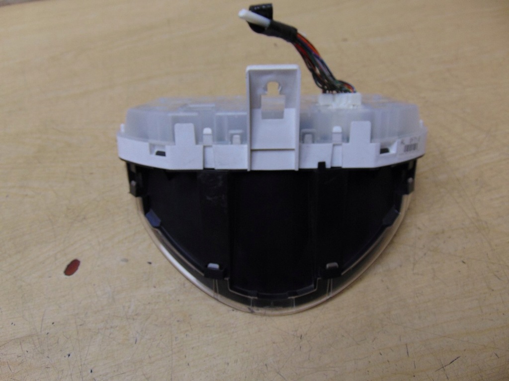 фото №8, Счетчик приборная панель mazda 2 ii de 1.3 b df71