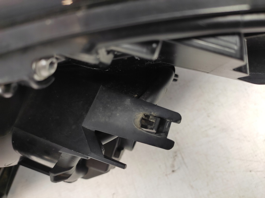 фото №8, Renault captur lift лампа левая задняя задняя 2016- led